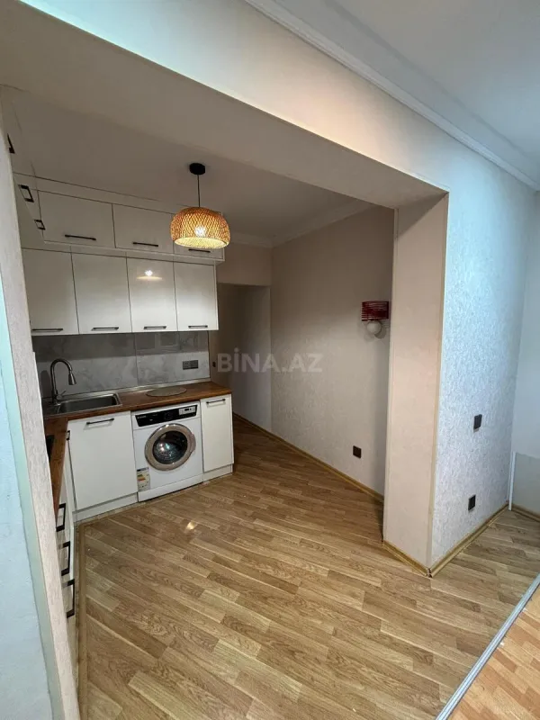 Kirayə verilir 2 otaqlı mənzil 87 m²