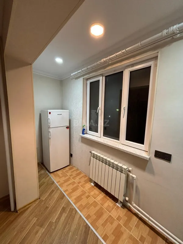 Kirayə verilir 2 otaqlı mənzil 87 m²