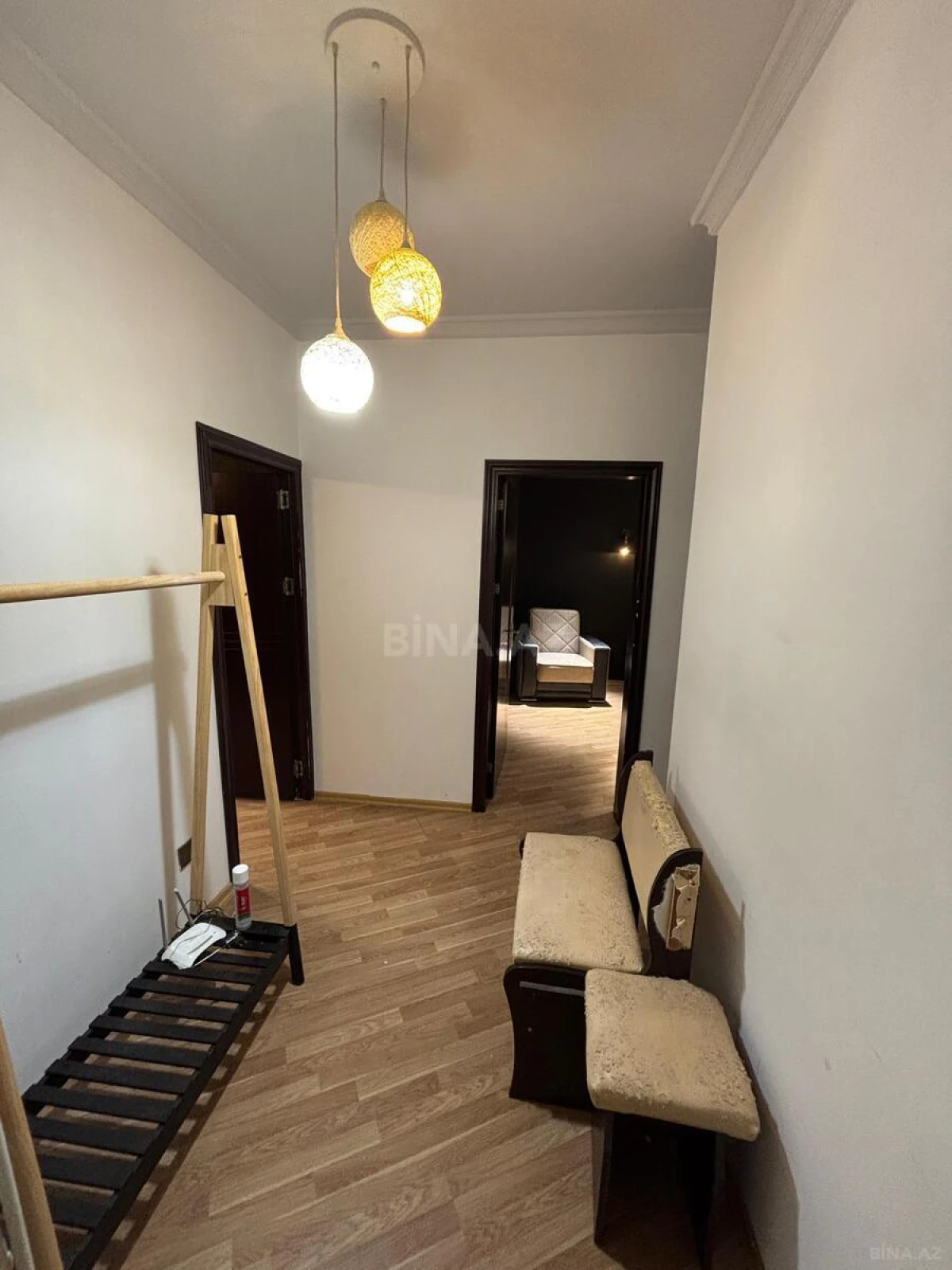 Kirayə verilir 2 otaqlı mənzil 87 m²
