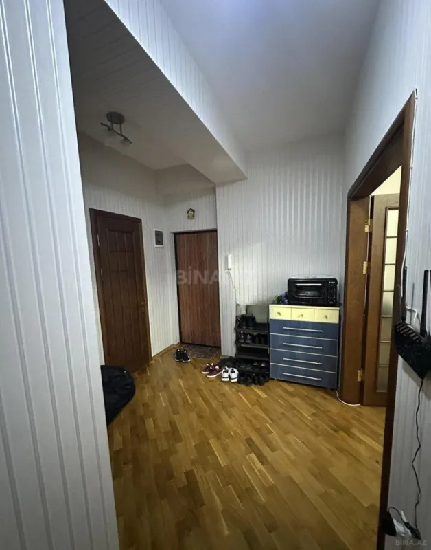 Satılır 2 otaqlı mənzil 90 m²