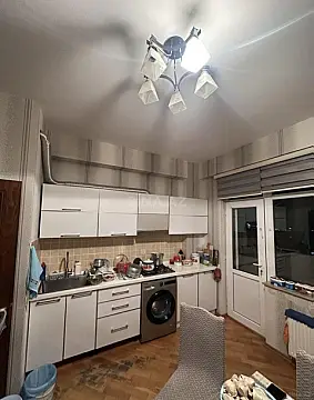Satılır 2 otaqlı mənzil 90 m²