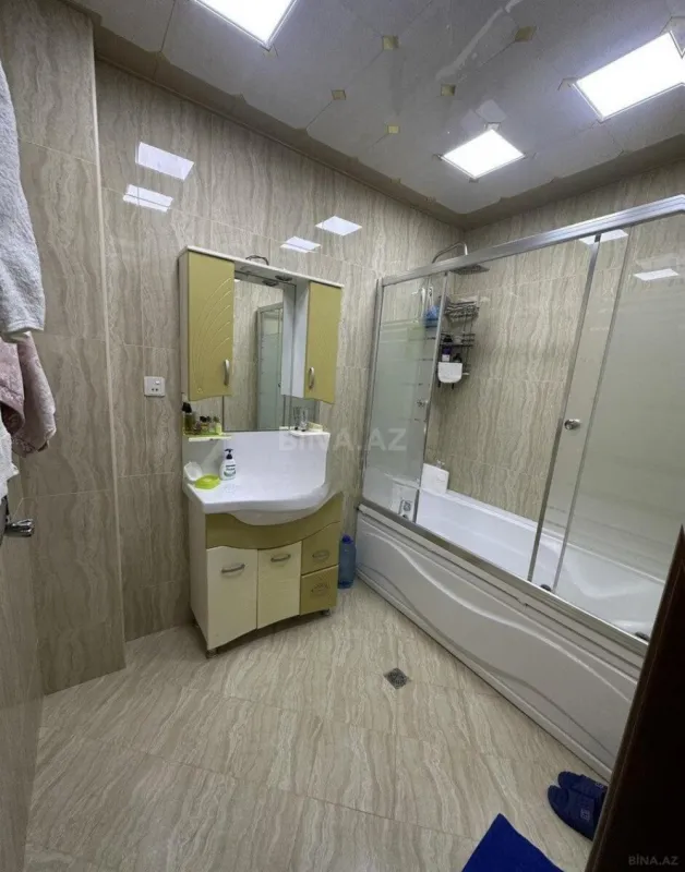 Satılır 2 otaqlı mənzil 90 m²