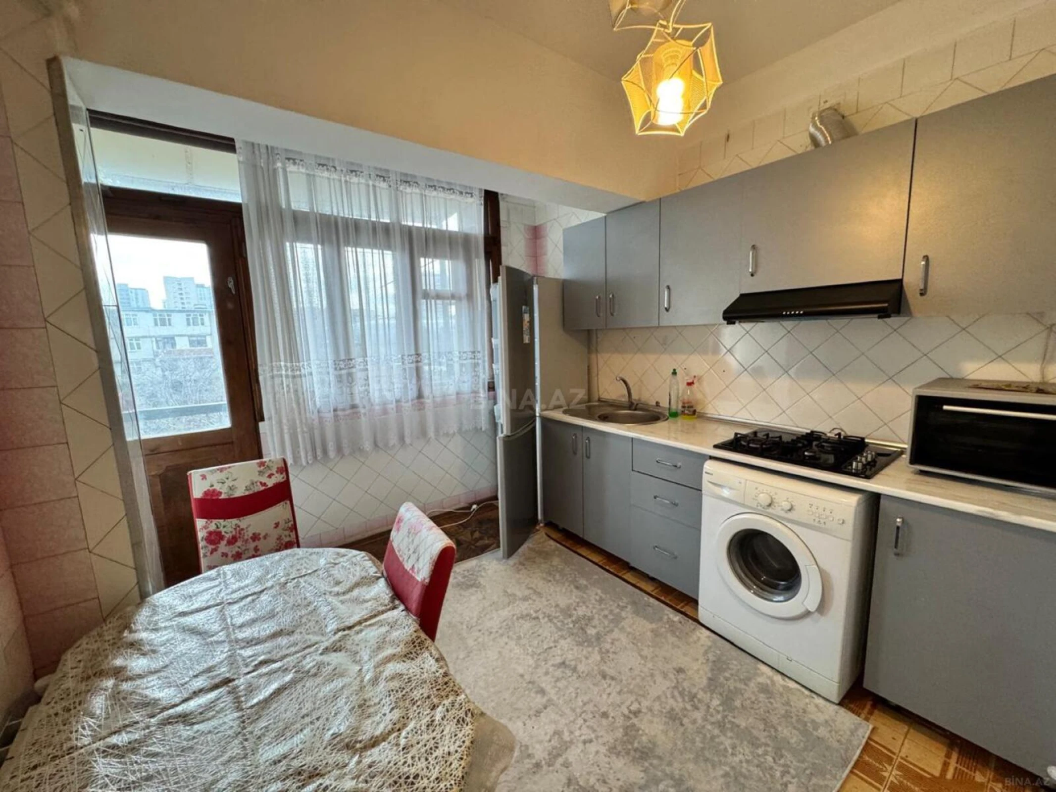 Kirayə verilir 3 otaqlı mənzil 92 m²