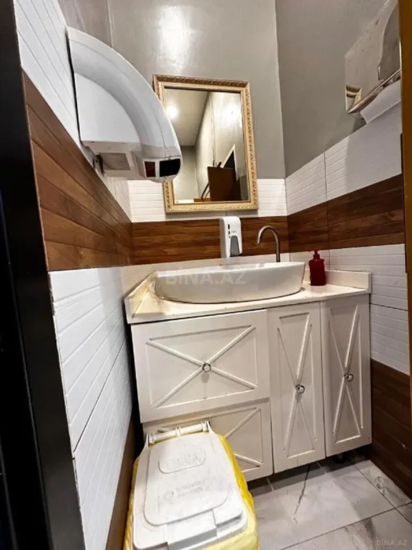 Kirayə verilir obyekt 160 m²