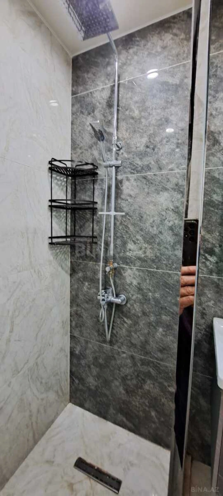 Kirayə verilir 2 otaqlı mənzil 65 m²