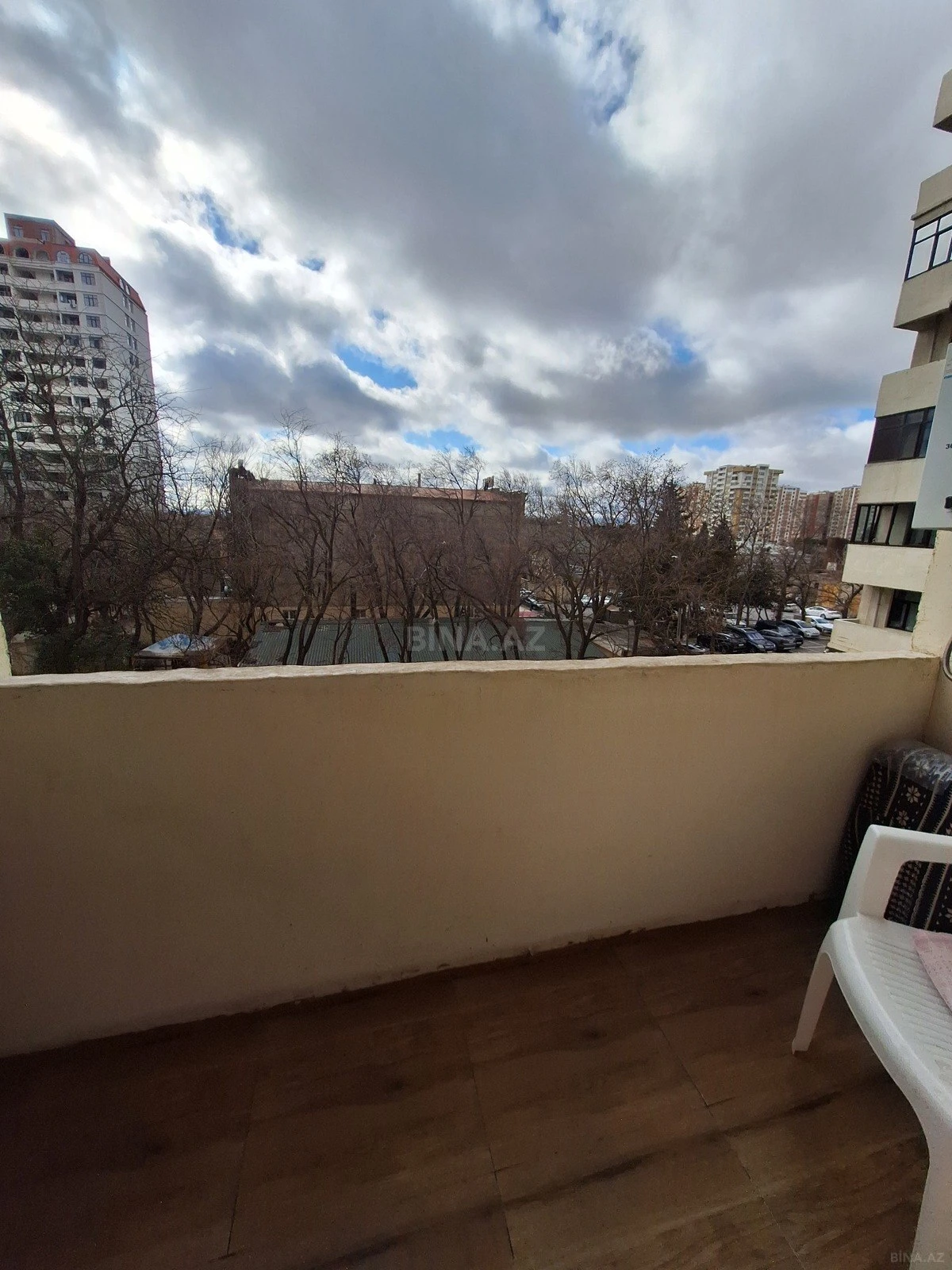 Satılır 1 otaqlı mənzil 55 m²