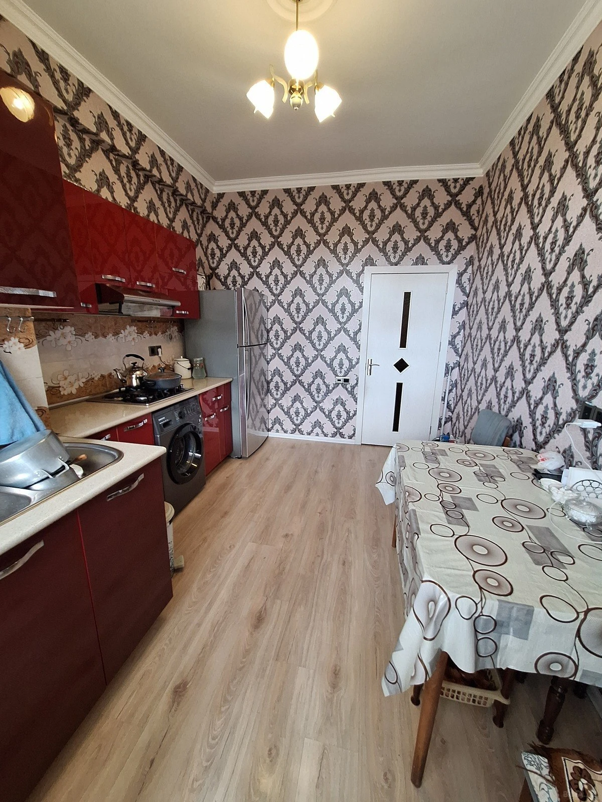 Satılır 1 otaqlı mənzil 55 m²