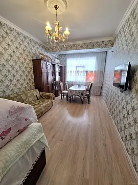 Satılır 1 otaqlı mənzil 55 m²