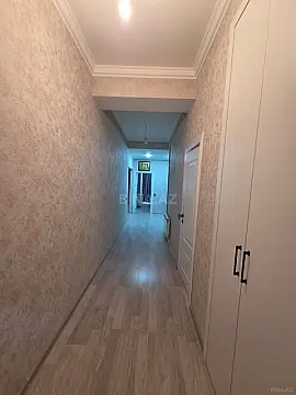 Kirayə verilir 2 otaqlı mənzil 78 m²