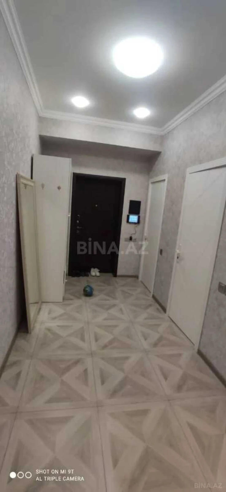 Kirayə verilir 3 otaqlı mənzil 99 m²