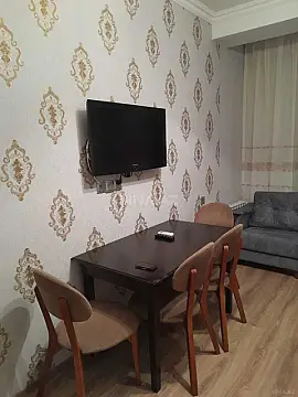 Kirayə verilir 1 otaqlı mənzil 40 m²