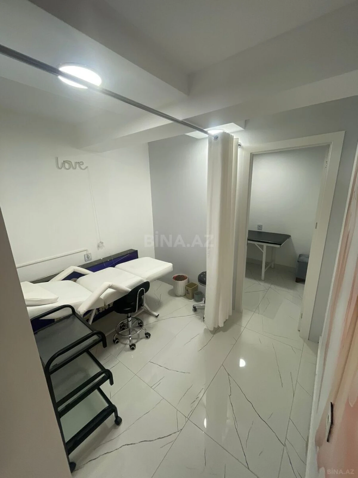 Satılır obyekt 80 m²