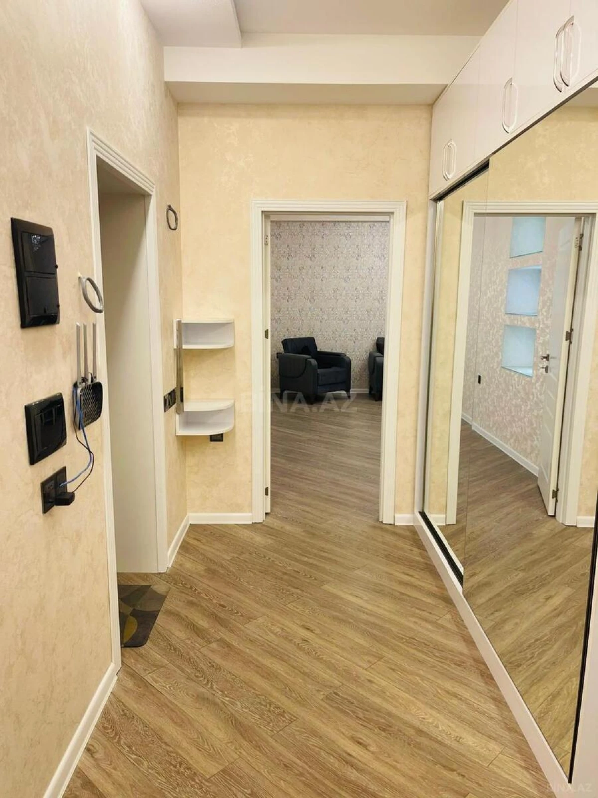 Kirayə verilir 3 otaqlı mənzil 110 m²