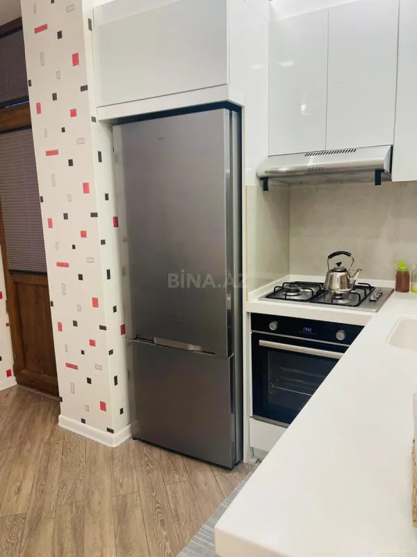 Kirayə verilir 3 otaqlı mənzil 110 m²
