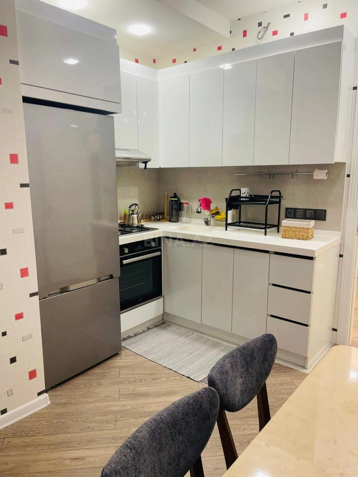 Kirayə verilir 3 otaqlı mənzil 110 m²