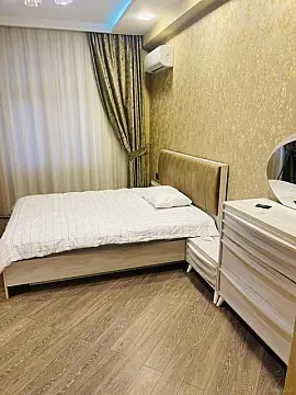 Kirayə verilir 3 otaqlı mənzil 110 m²