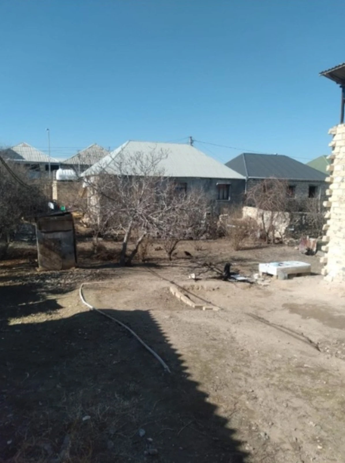 Satılır 2 otaqlı həyət evi 100 m²