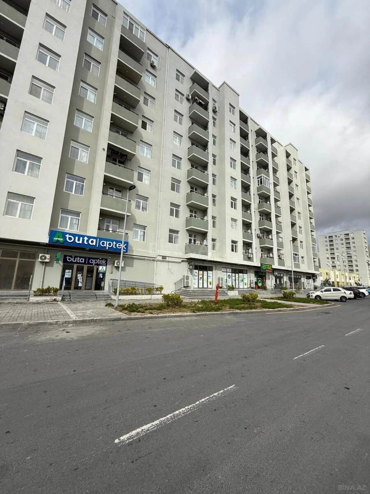 Satılır 3 otaqlı mənzil 74 m²