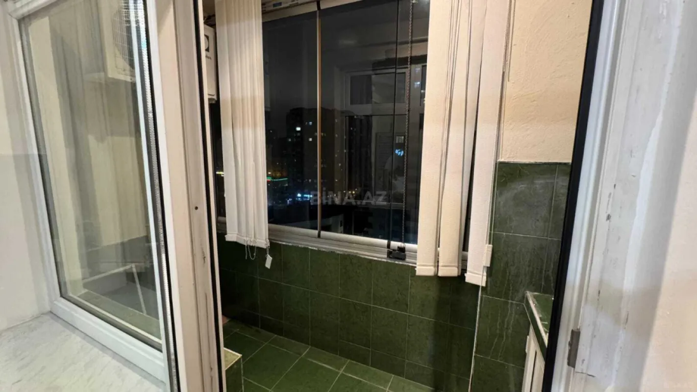 Kirayə verilir 3 otaqlı mənzil 110 m²