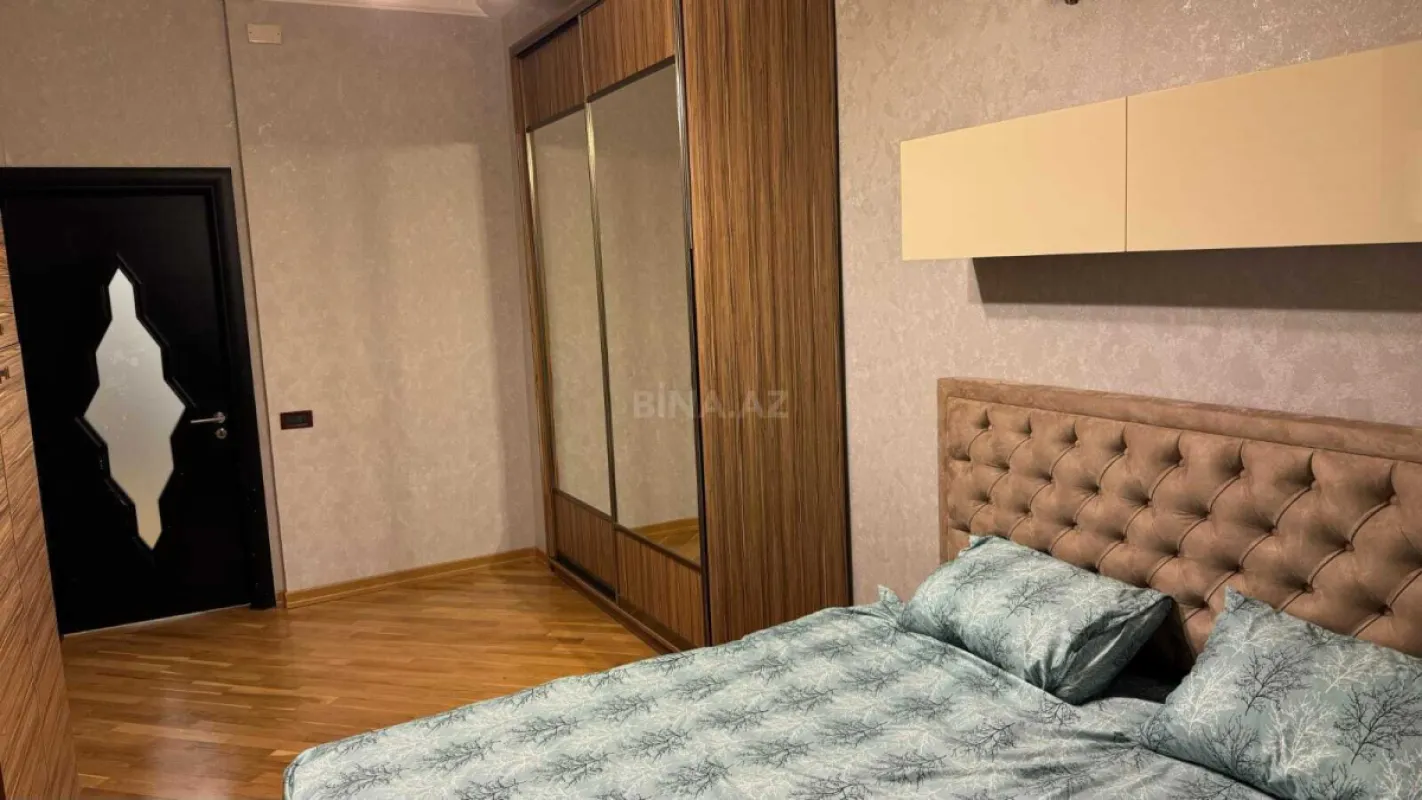 Kirayə verilir 3 otaqlı mənzil 110 m²