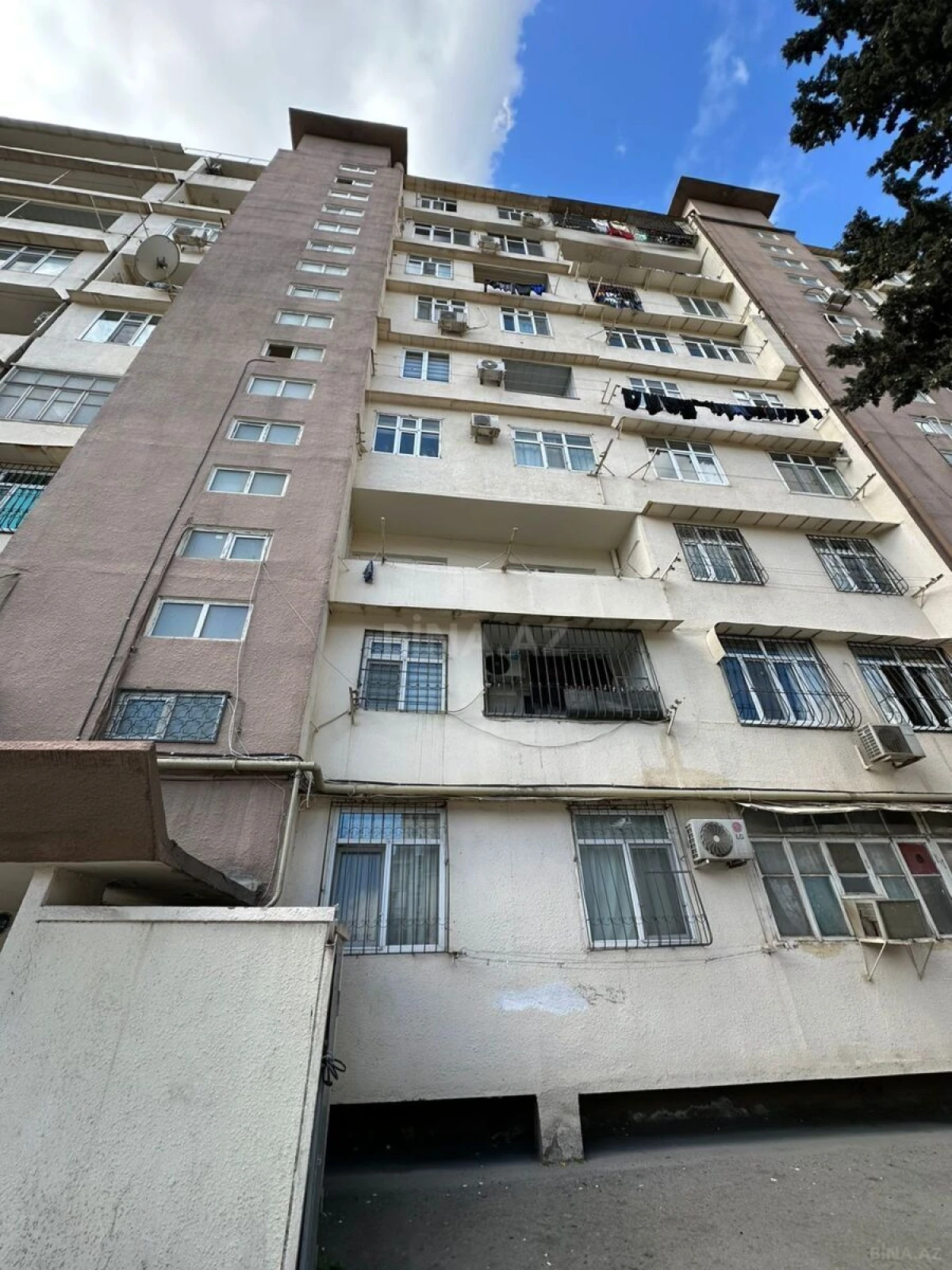Satılır 3 otaqlı mənzil 90 m²