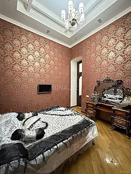 Kirayə verilir 2 otaqlı mənzil 80 m²