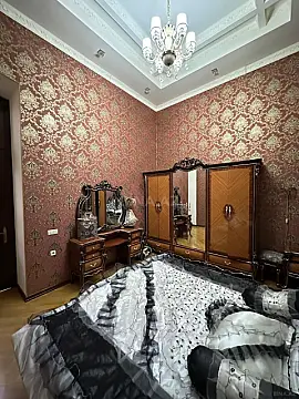 Kirayə verilir 2 otaqlı mənzil 80 m²