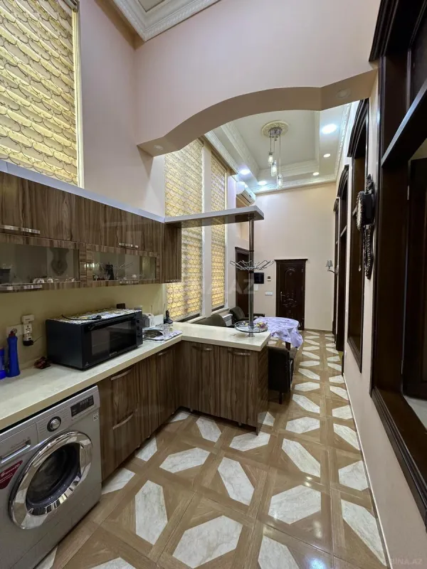 Kirayə verilir 2 otaqlı mənzil 80 m²