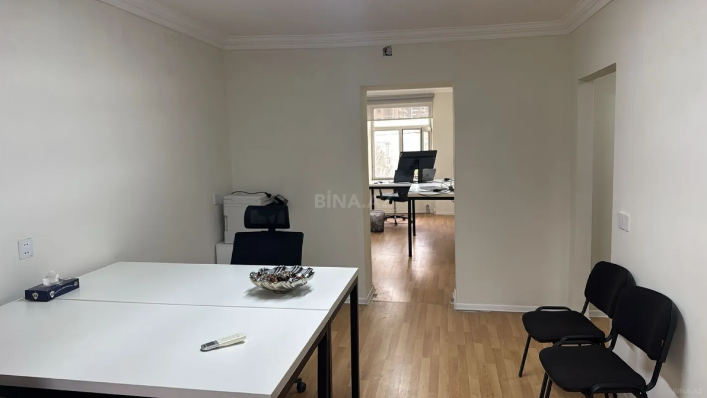Kirayə verilir 2 otaqlı mənzil 50 m²