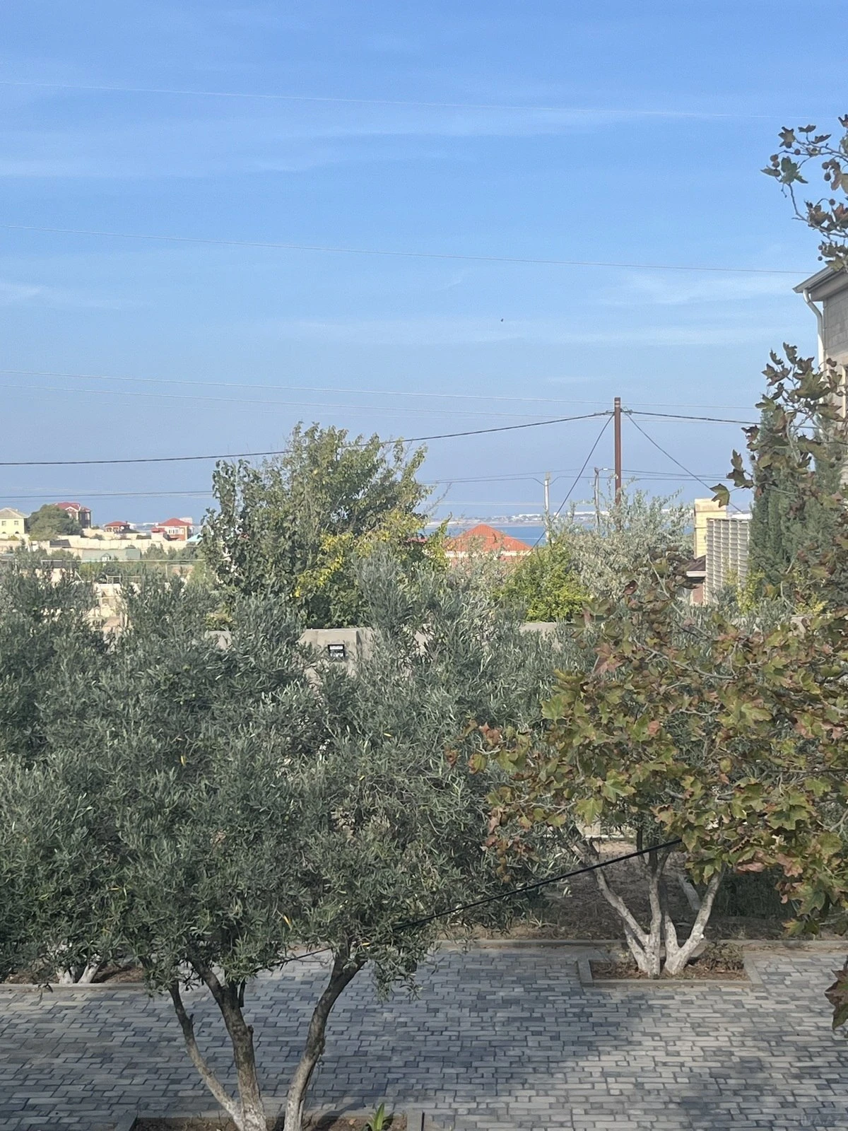 Satılır 6 otaqlı həyət evi 200 m²