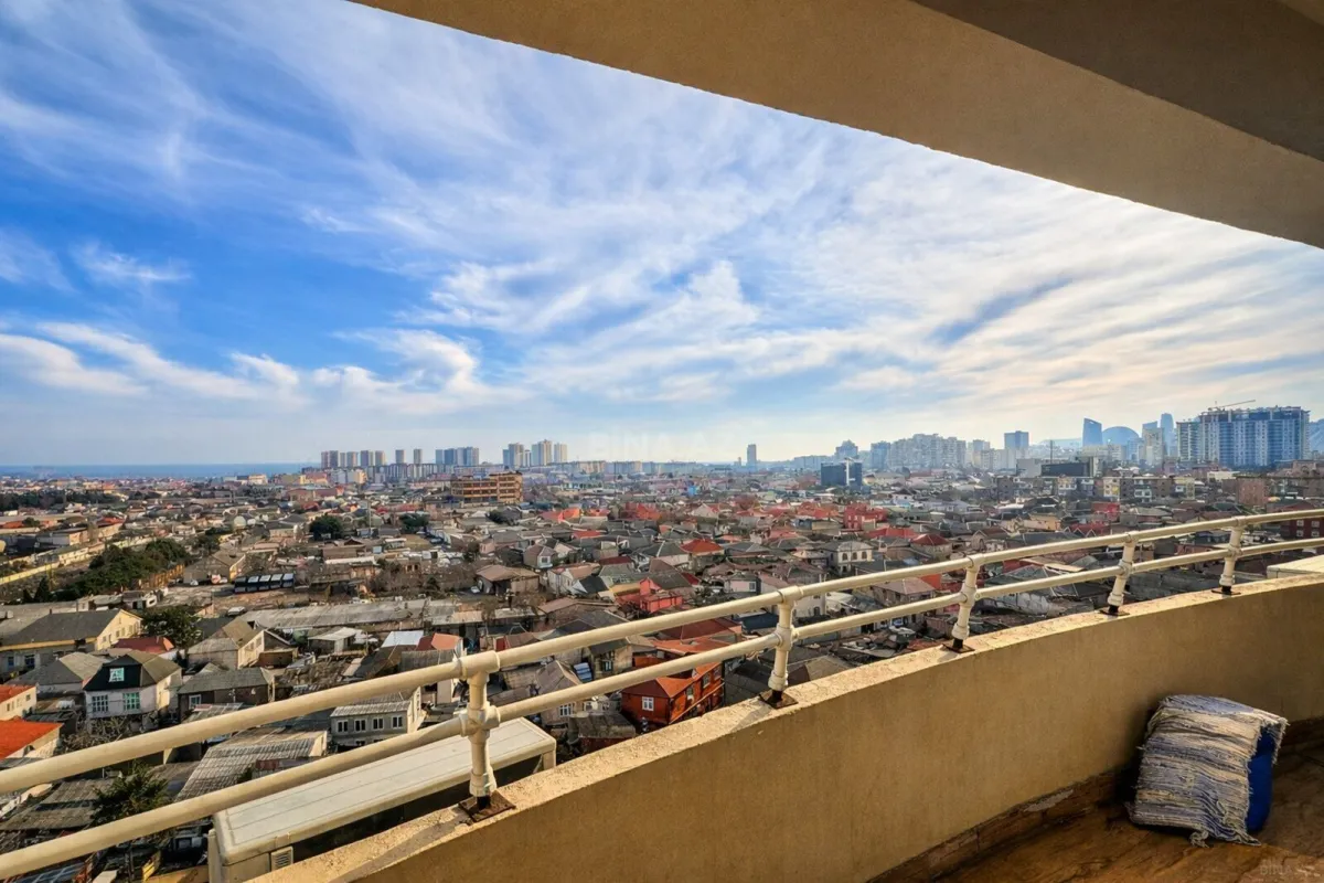 Satılır 3 otaqlı mənzil 116 m²