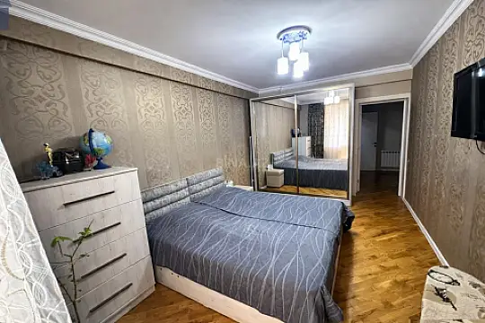 Satılır 3 otaqlı mənzil 116 m²