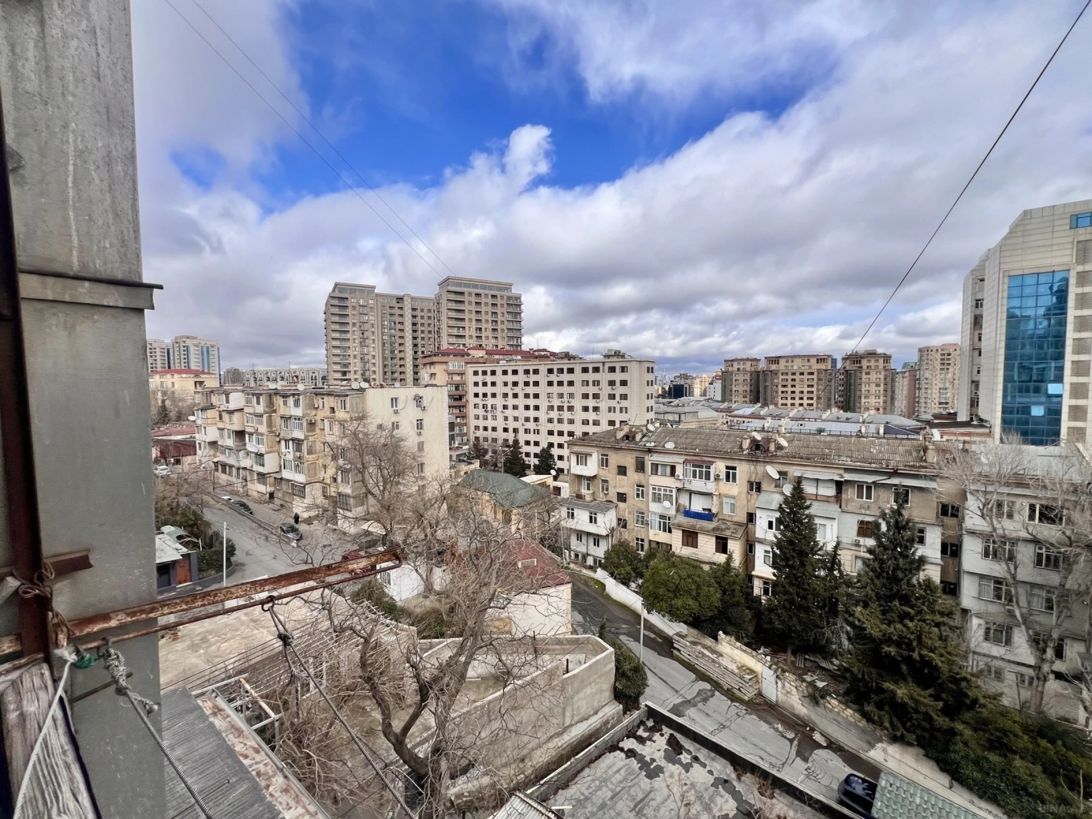 Satılır 3 otaqlı mənzil 80 m²
