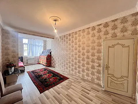 Satılır 3 otaqlı mənzil 80 m²