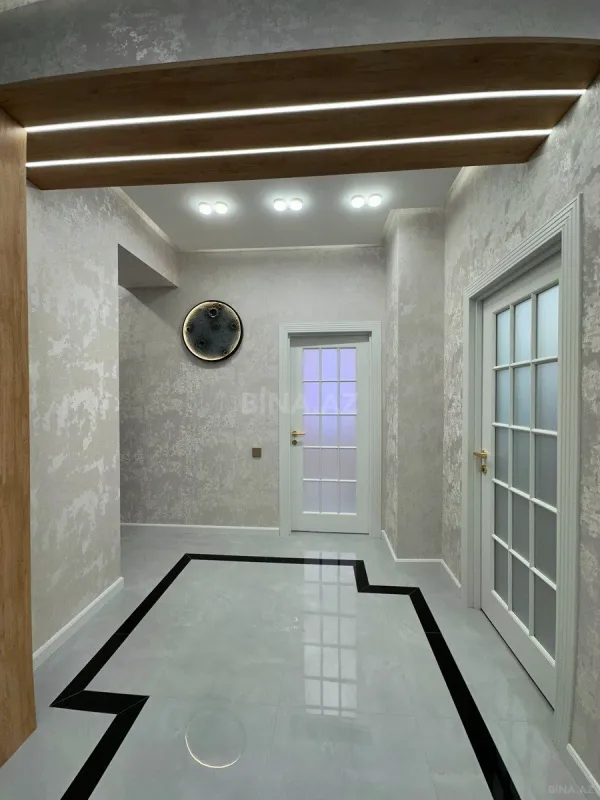 Satılır 2 otaqlı mənzil 85 m²