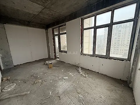 Satılır 2 otaqlı mənzil 80 m²
