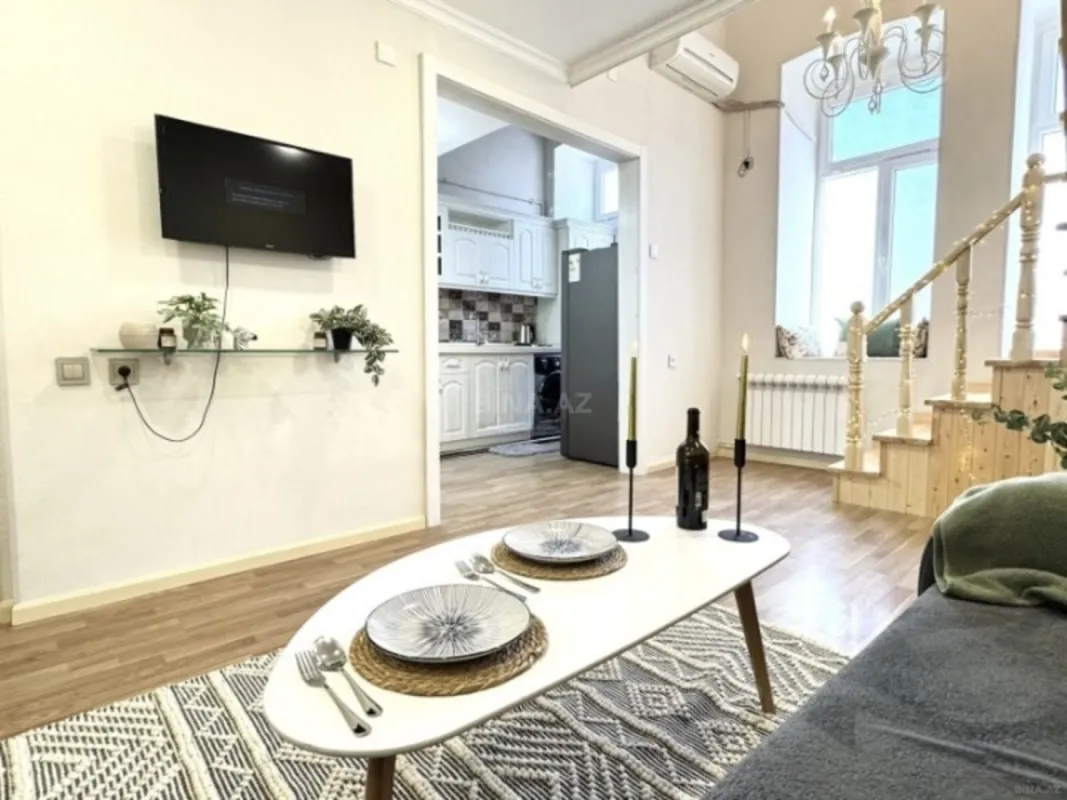 Kirayə verilir 2 otaqlı mənzil 50 m²
