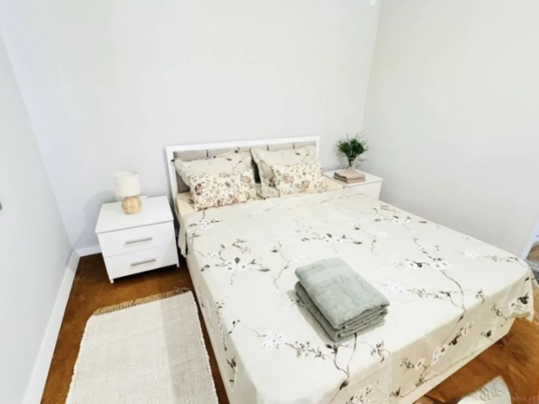 Kirayə verilir 2 otaqlı mənzil 50 m²