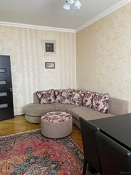 Satılır 2 otaqlı mənzil 42 m²
