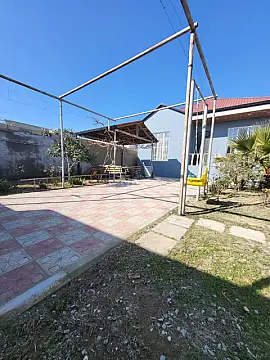 Satılır 3 otaqlı həyət evi 100 m²