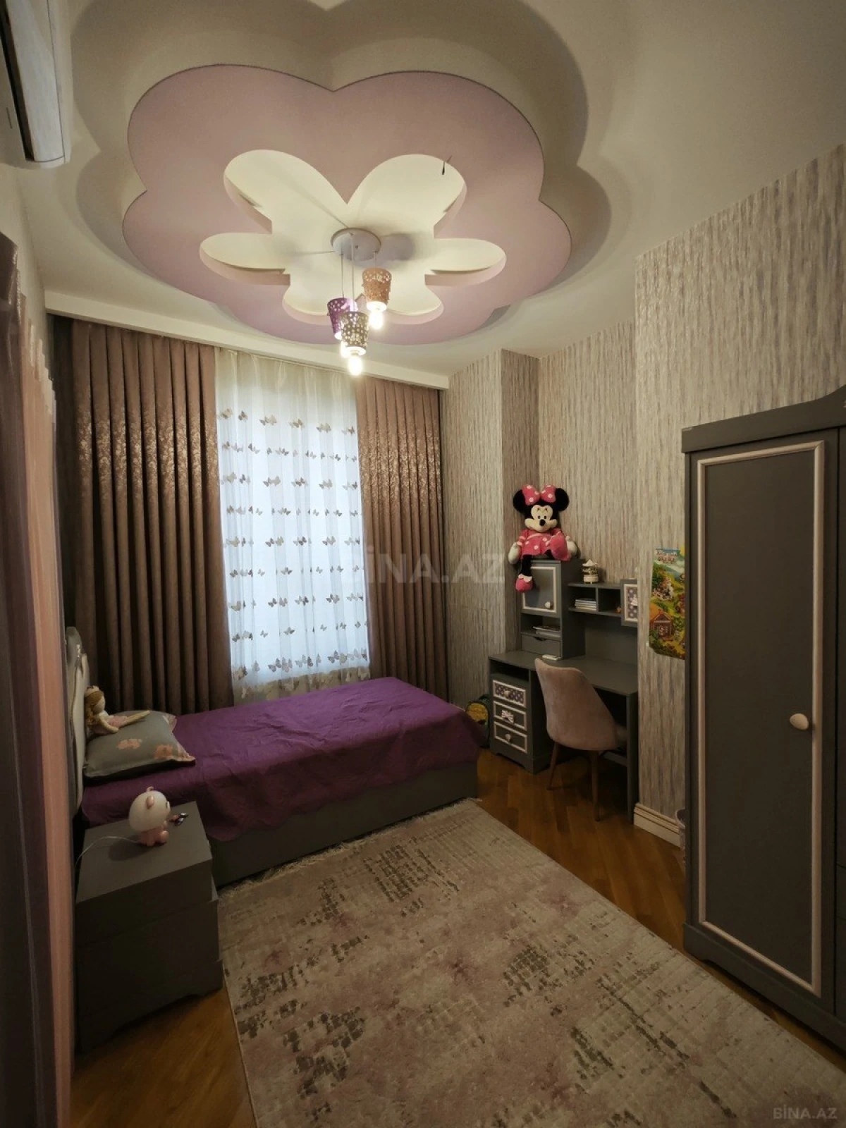 Satılır 7 otaqlı həyət evi 470 m²