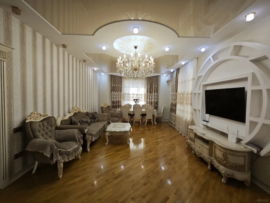 Satılır 7 otaqlı həyət evi 470 m²