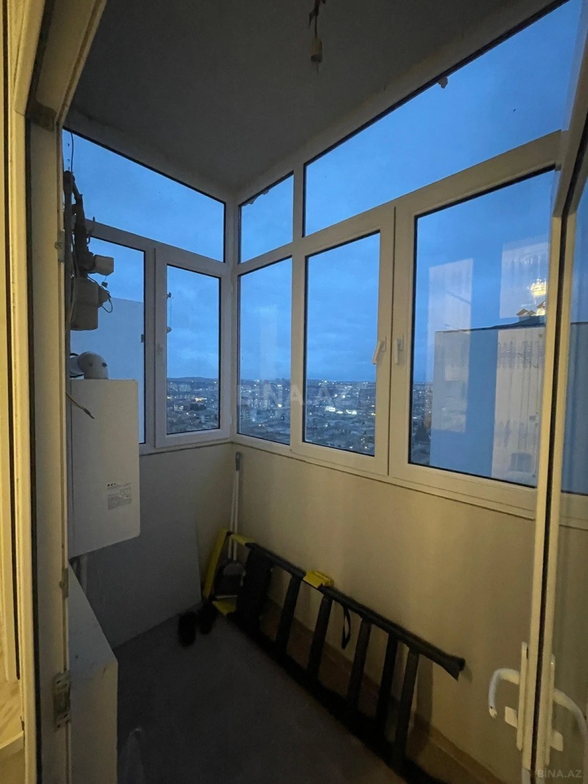 Kirayə verilir 2 otaqlı mənzil 65 m²