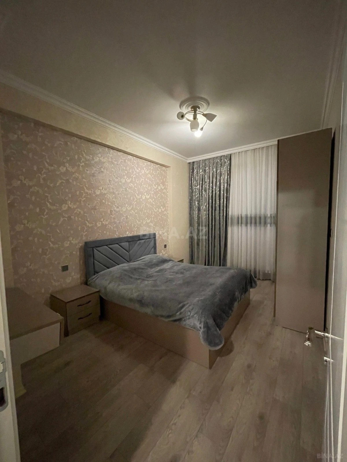 Kirayə verilir 2 otaqlı mənzil 65 m²