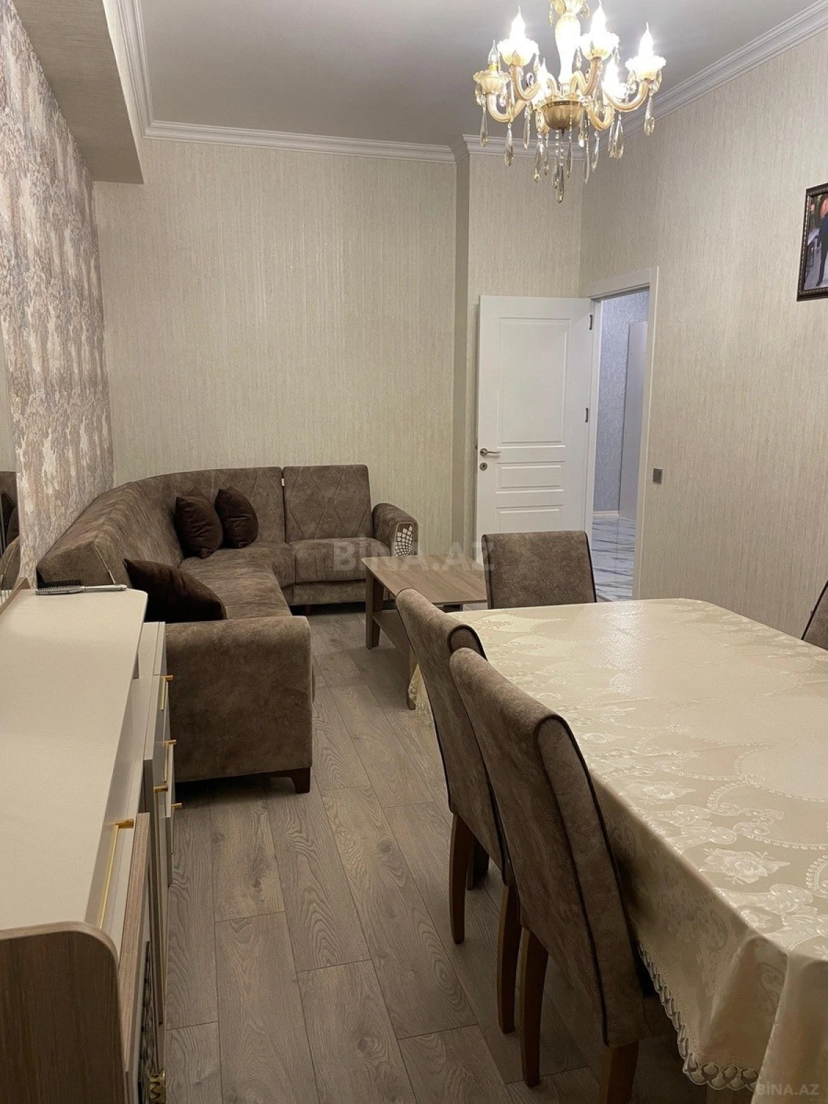Kirayə verilir 2 otaqlı mənzil 65 m²