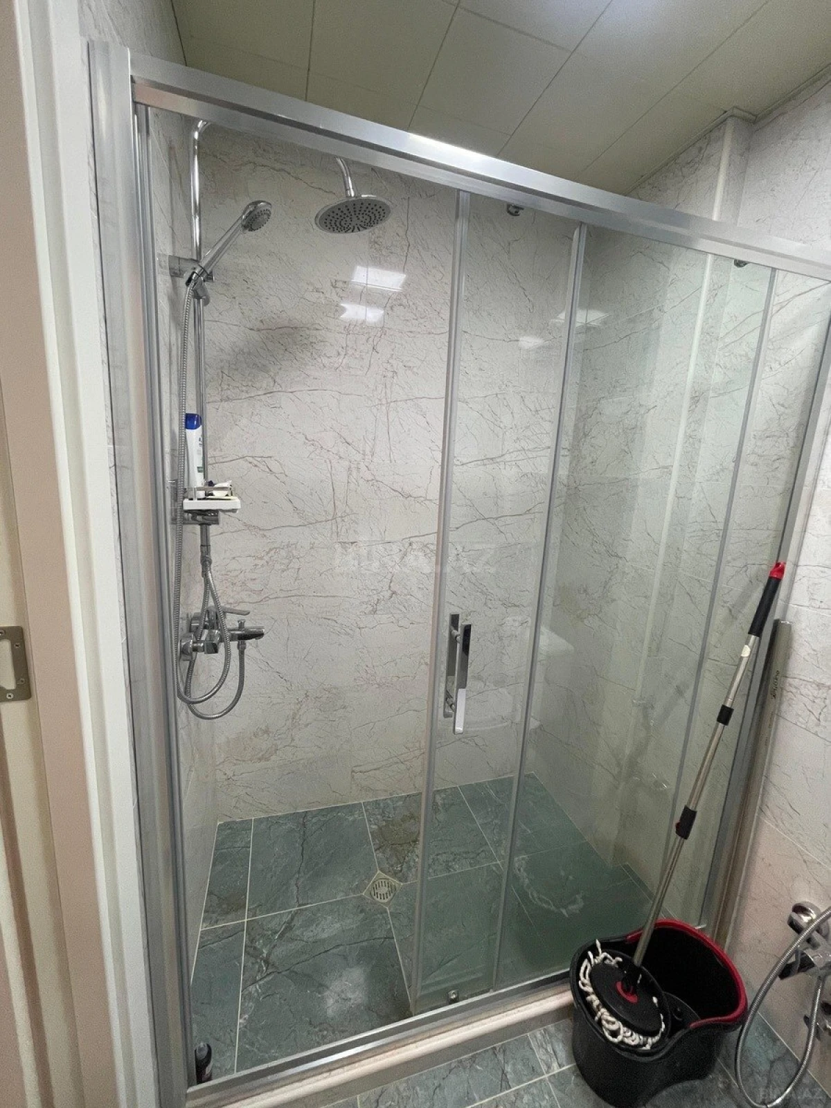 Kirayə verilir 2 otaqlı mənzil 65 m²