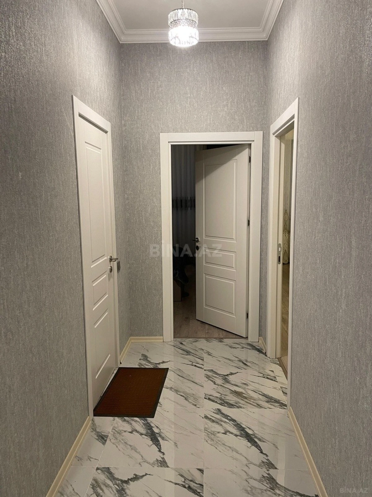 Kirayə verilir 2 otaqlı mənzil 65 m²