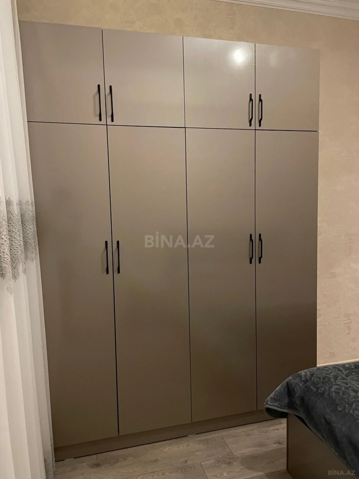 Kirayə verilir 2 otaqlı mənzil 65 m²