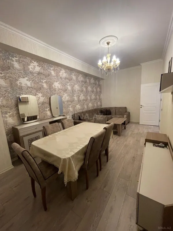 Kirayə verilir 2 otaqlı mənzil 65 m²