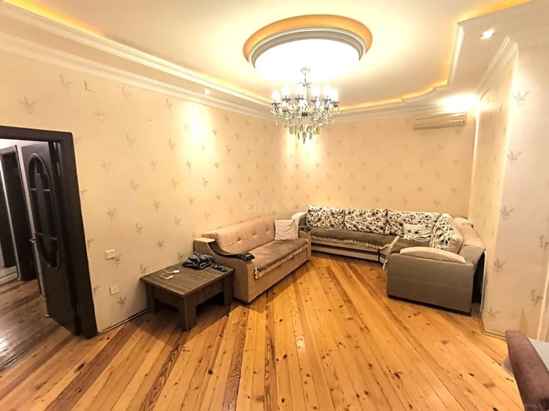 Satılır 3 otaqlı mənzil 100 m²